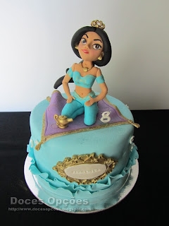 Bolo de aniversário com a Princesa Jasmine