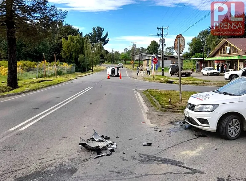 Fiscalizadores protagonizan accidente de tránsito