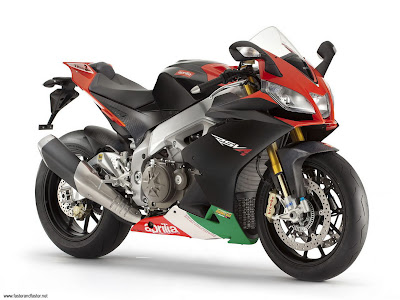 2011 aprilia rsv4