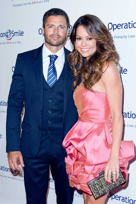 Hot Brooke Burke Is Pretty In Romantic Pink Pictures