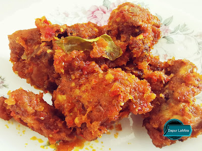 Ayam goreng masak cili