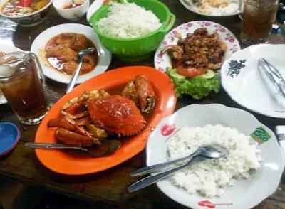 12 Tempat Makan Terdekat Di Jambi Lesehan Maupun Resto Ciri Khas Kuliner Terkenal