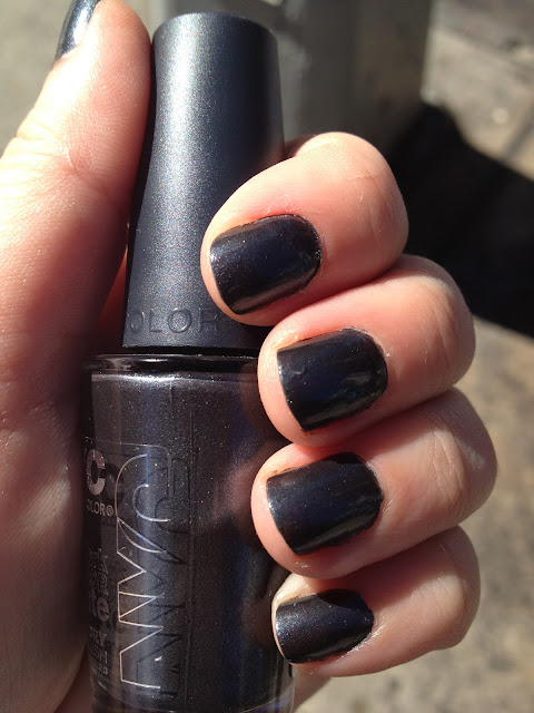 Nail of the Day: NYC Color Bowery Black