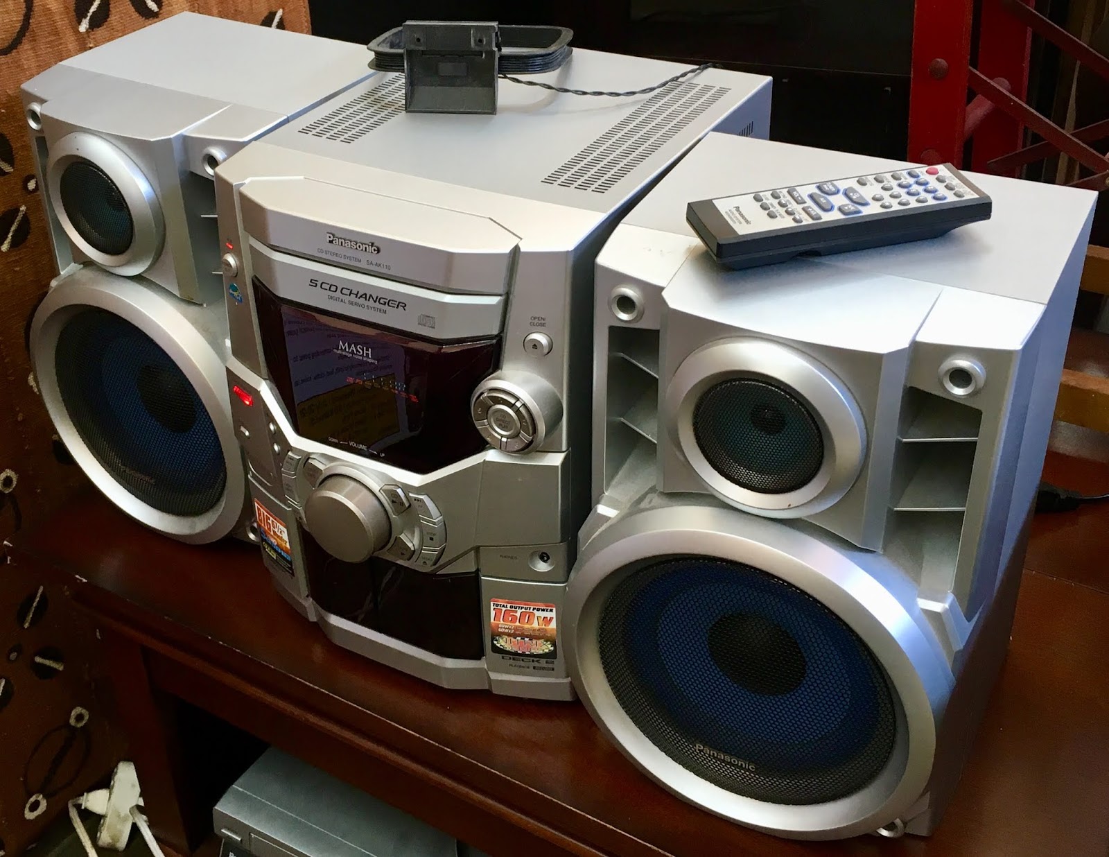 Uhuru Furniture & Collectibles: Panasonic 5 CD Changer Stereo System