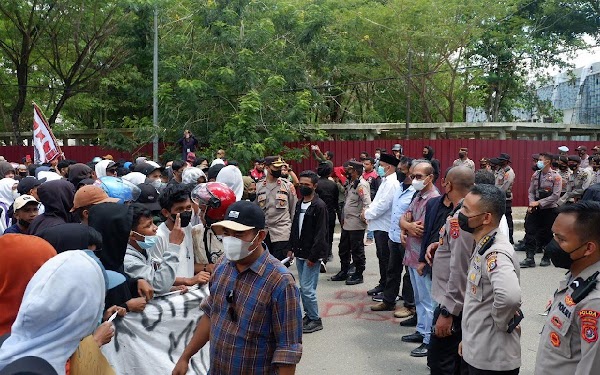 Amankan Demo Mahasiswa 11 April, Ipda Imam Agus Husin Meninggal, Sesak Napas dan Muntah Darah