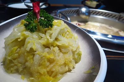 Happy Lamb Hotpot (快乐小羊), pickled cabbage 酸菜丝