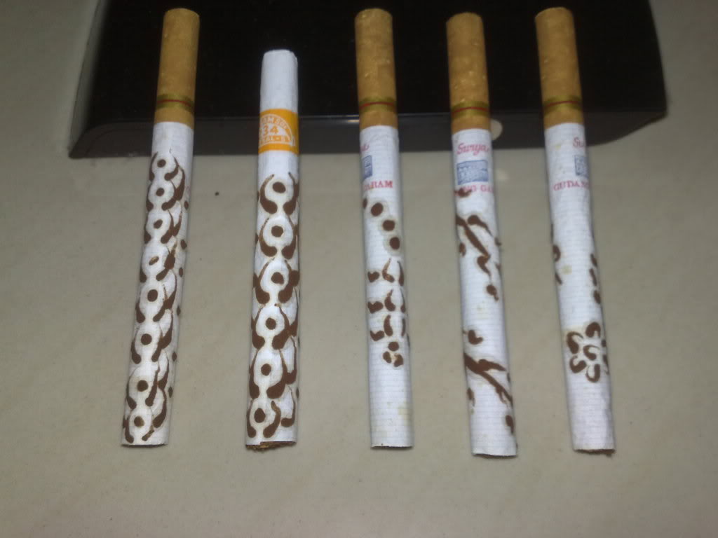 Seni Melukis Rokok atau Nyeth cigarette painting 