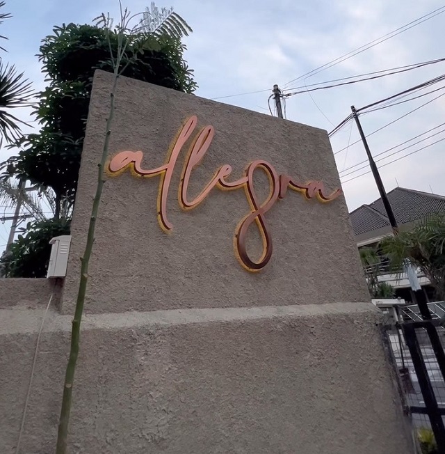 allegra cafe surabaya