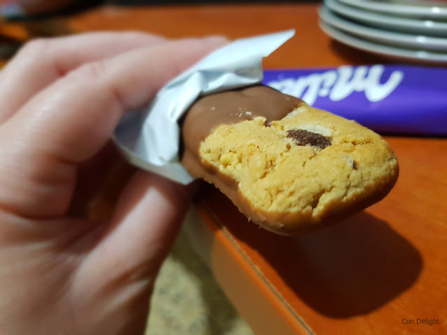 חטיף שוקולד צ'יפס cookie snax של מילקה, מבטט מבפנים