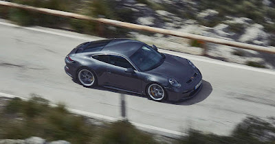 2022 Porsche 911 GT3 Touring Review, Specs, Price