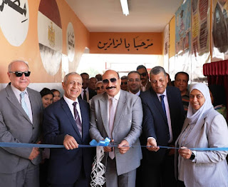 محافظ أسوان ورئيس الأكاديمية العربية يفتتحا المعرض الختامى للأنشطة الثقافية والفنية