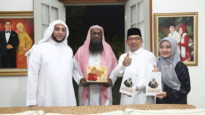 Walikota Bandung Jamu Imam Besar Masjidil Haram