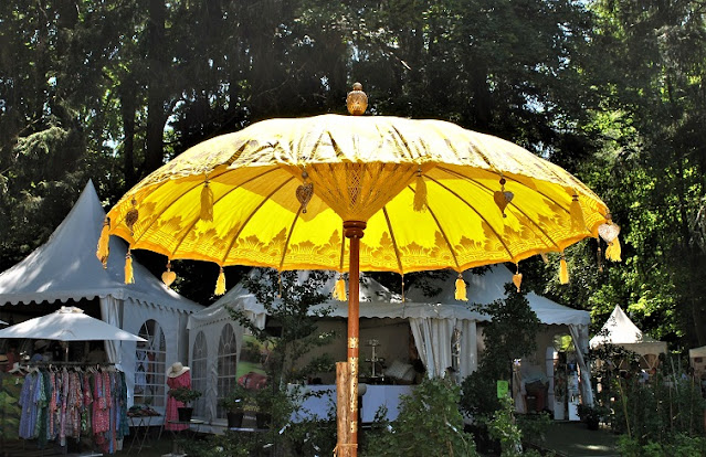 Hochsommer, Schirm, Englischer Garten