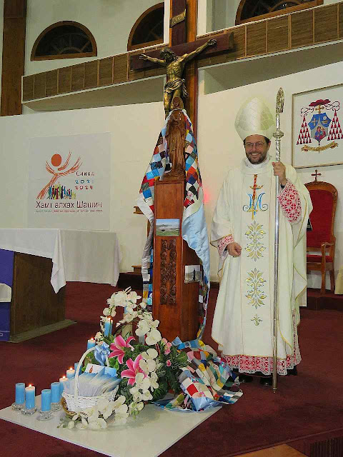 A imagem da Imaculada Conceição e o bispo missionário