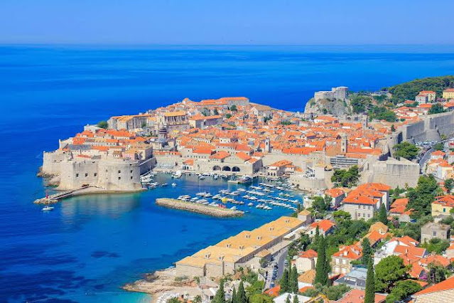 Exploring the Enchanting Charms of Coastal Croatia: A Guide to the Dalmatian Coast