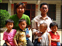 Vallegers Taking Fertility Drugs to Beat One-child Policy in China