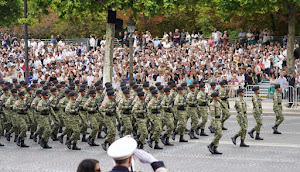 TNI Tampil Memukau di Bastille Day 2025, Simbol Kemitraan Strategis Indonesia–Prancis