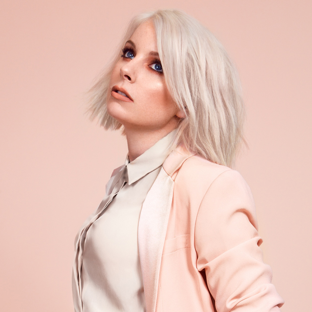 Little Boots divulga a inédita ‘Face to Face’ em parceria com Sam Sparro