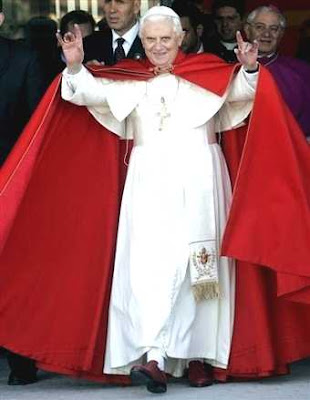 benedict xvi coat of arms. Pope Benedict XVI Coat of