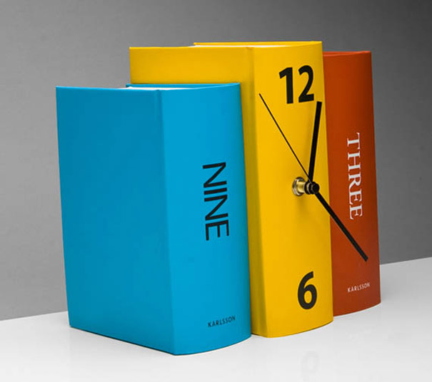 Book clock