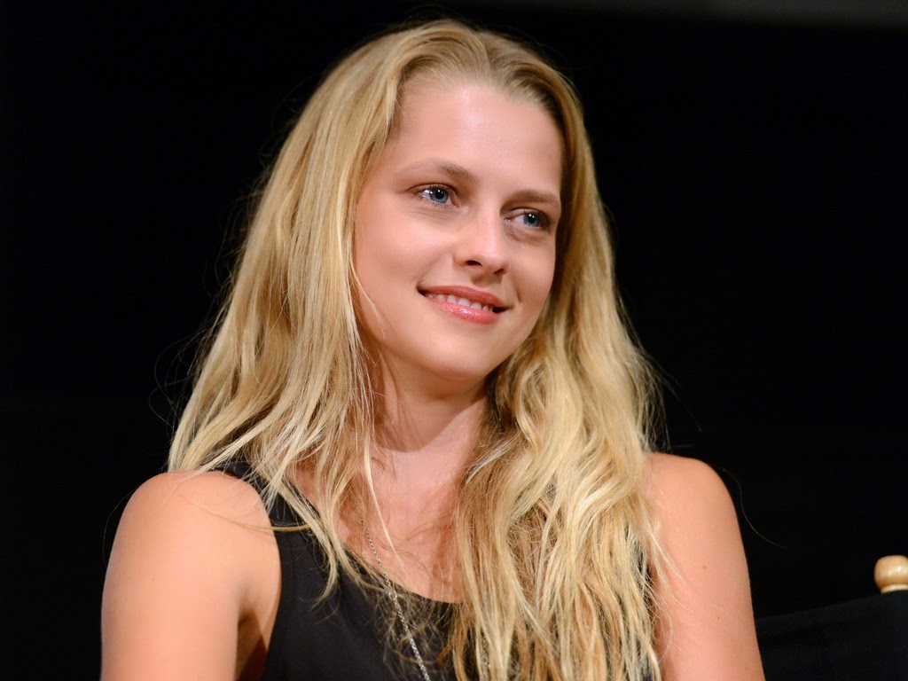 Teresa Palmer HD Wallpapers