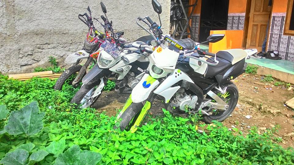 Info Terbaru Modifikasi Motor Vixion: Vixion Supermoto 