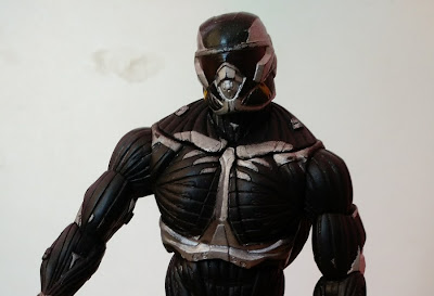 Figura de ação articulada em 10 pontos  marca NECA 2011 do Crysis 2 Nano Suit  17cm  R$ 35,00