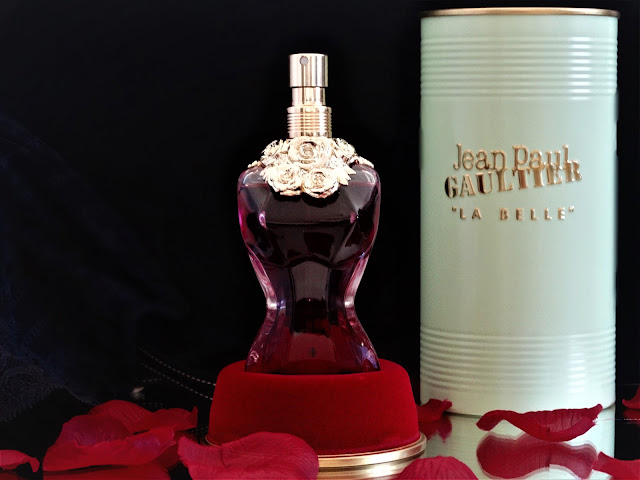 avis jean paul gaultier la belle, parfum la belle jean paul gaultier, nouveau parfum jean paul gaultier, la belle et le beau jean paul gaultier, revue parfum la belle jpg