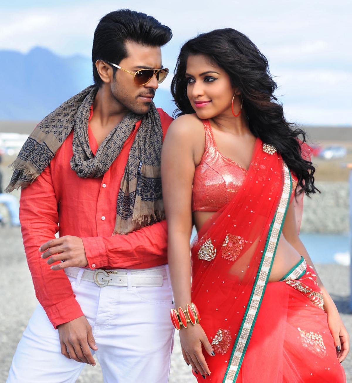 Nayak Movie Latest New Wallpaper,Amala Paul In Nayak Movie Still,Kajal ...