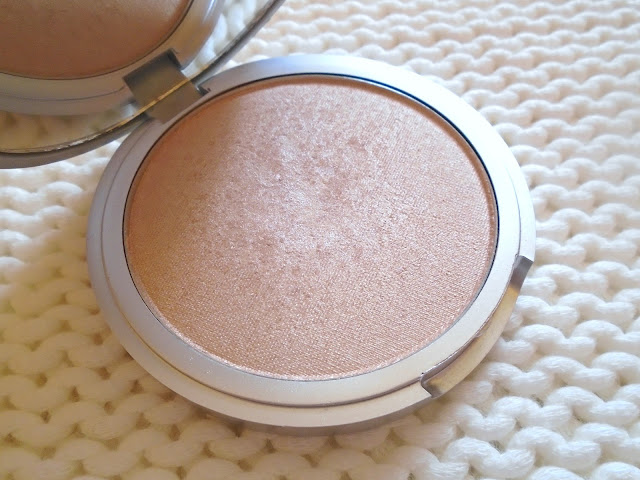 theBalm Mary-Lou Manizer