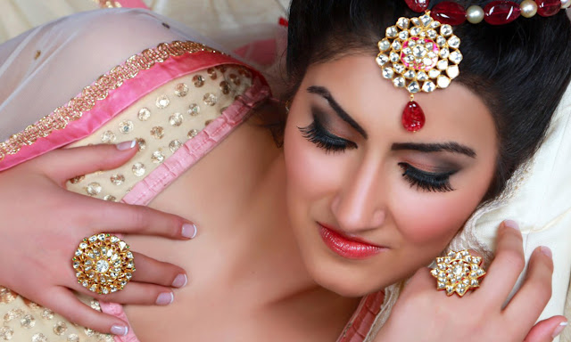 Top Bridal Jewelries That Let You Shine Confidently On Your D-Day