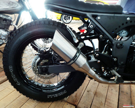 Gambar Modifikasi Kawasaki Ninja Flat Tracker Hitam, 'Sang 