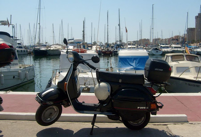 Fuengirola Hiszpania jachty i motory