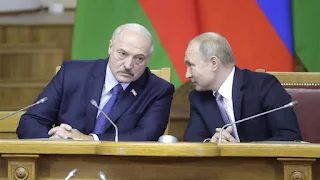 Putin backs Lukashenko