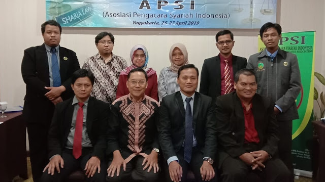 Imbangi Perkembangan Ekonomi Syariah DPC APSI Salatiga Ikuti Certified Sharia Economic Lawyer.