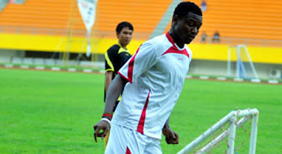 Masuk Lubang di lapangan , Boakay Eddie Foday Cedera Engkel