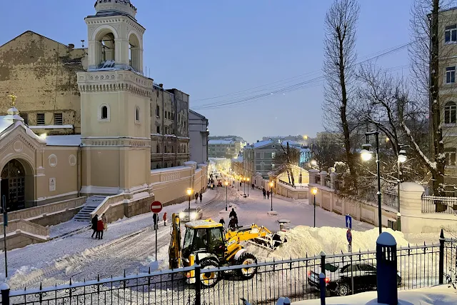 улица Забелина, чистка снега