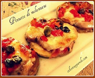 doppie pizzette di melanzane cotte in forno