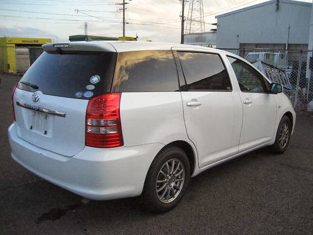 2004 Toyota Wish to Mombasa for Uganda