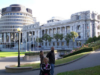 Parlament mit Bienenstock