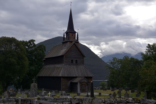 kaupanger stavkirke