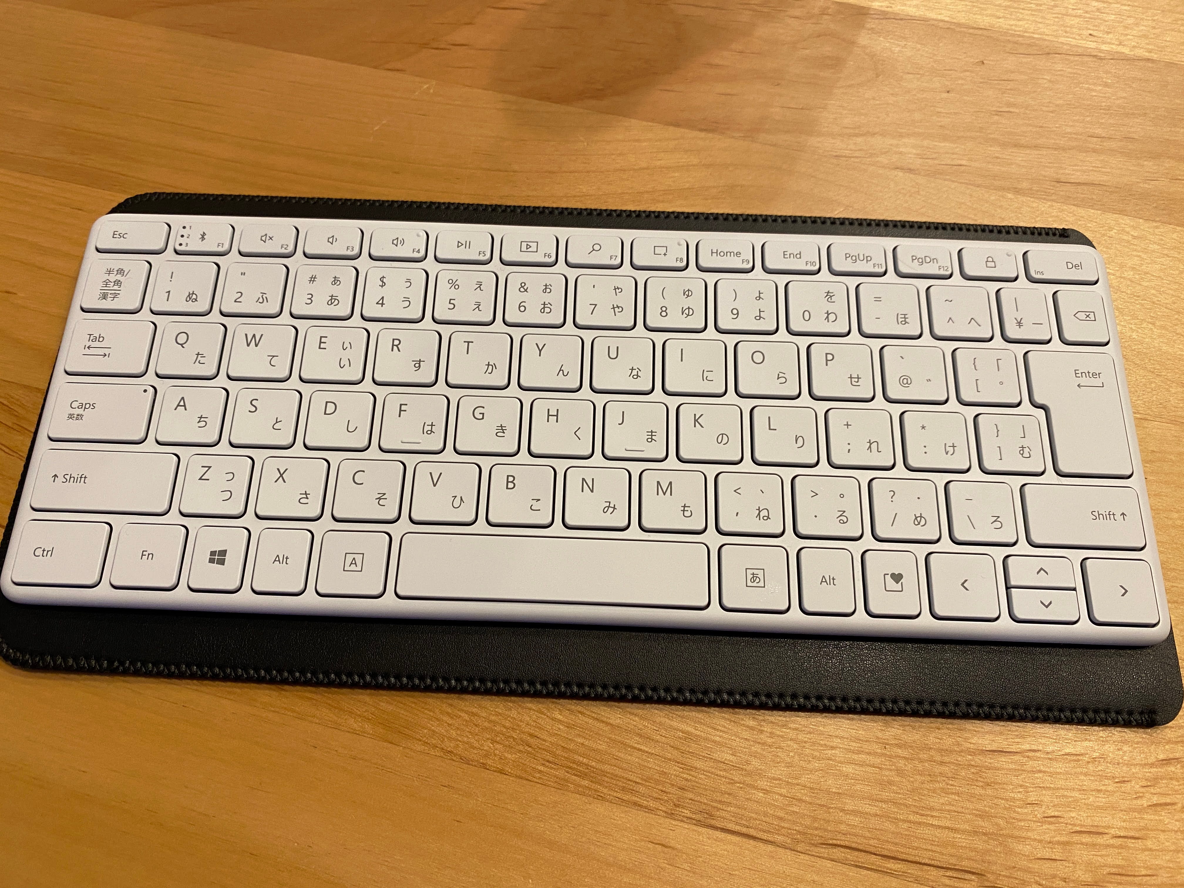 Apple マジックキーボード用のキーボードケースをmicrosoft デザイナーコンパクトキーボード用に購入 リーマンマイラー家の楽しみ方