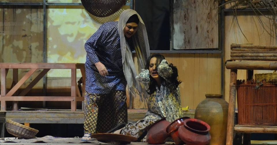 TEATER BAWANG PUTIH BAWANG MERAH DI ISTANA BUDAYA 