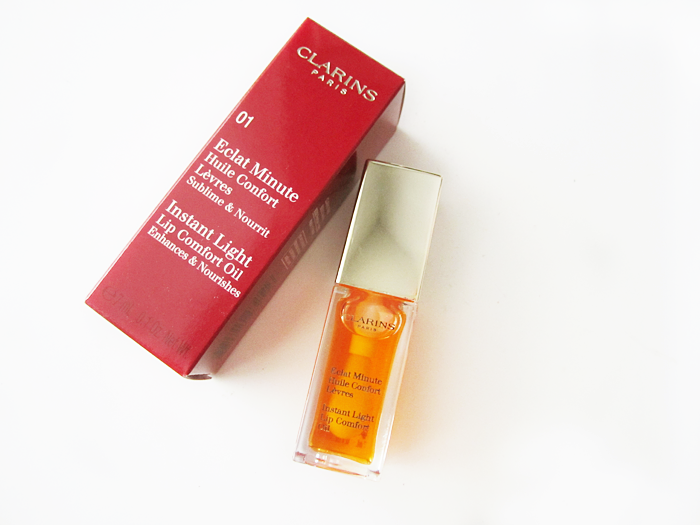 Clarins Instant Light Lip Comfort Oil review girllovesgloss.com