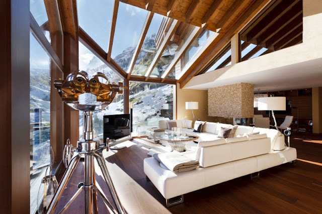 Picture of modern living room in the mountain home