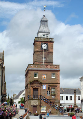 Leaning building in Dumfries town centre