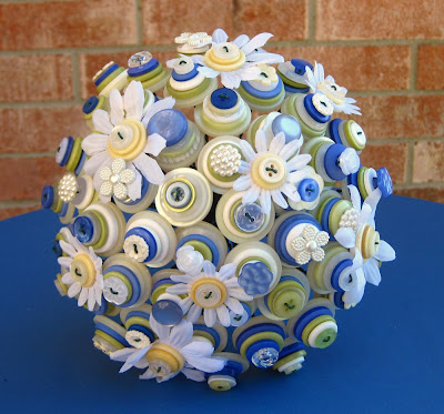 buttons into beautiful creations Check out these wedding bouquets