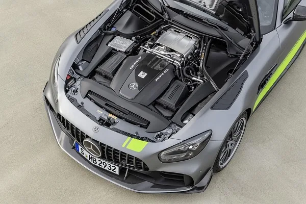 Mercedes AMG GT R Pro