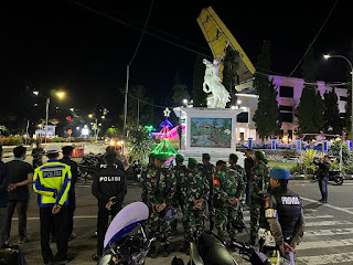 Tingkatkan Keamanan Jelang Pemilu Tahun 2024 TNI dan Polri Ditator Bersinergi Menggelar Patroli Malam