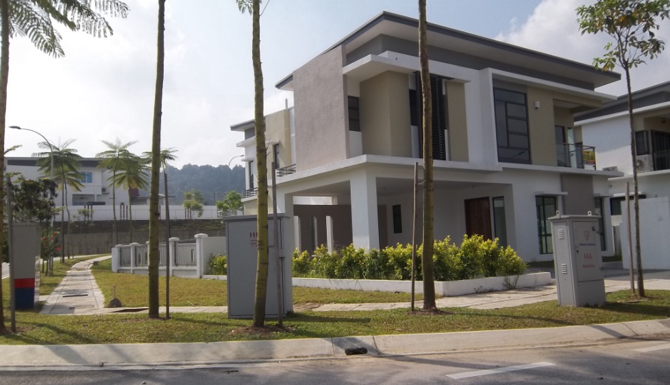 ZAM HARTANAH PROPERTY 2U: 2 Stry Bungalow corner 5300sq ft 